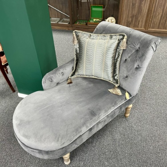 Chaise Longue